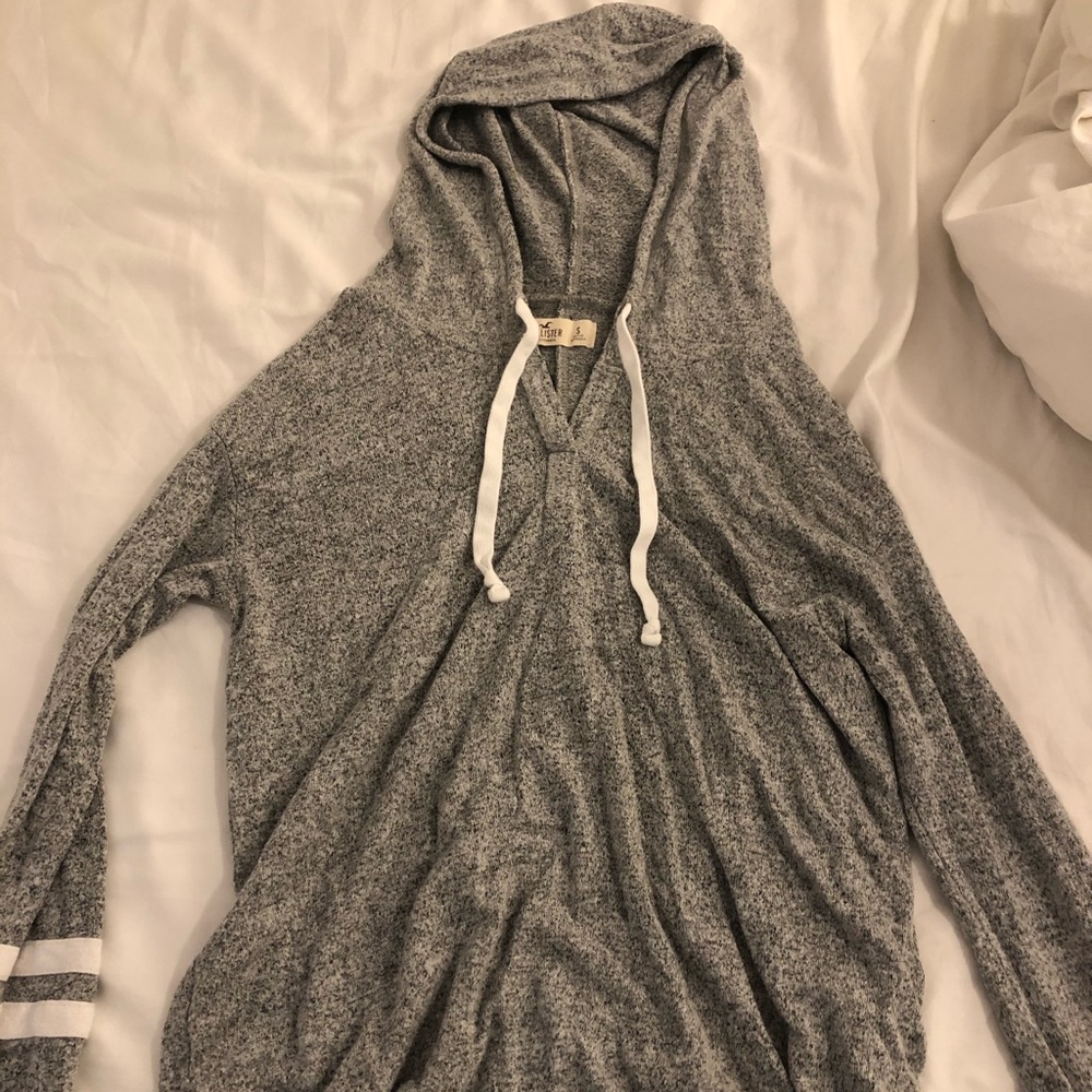 Gray sweater/hoodie